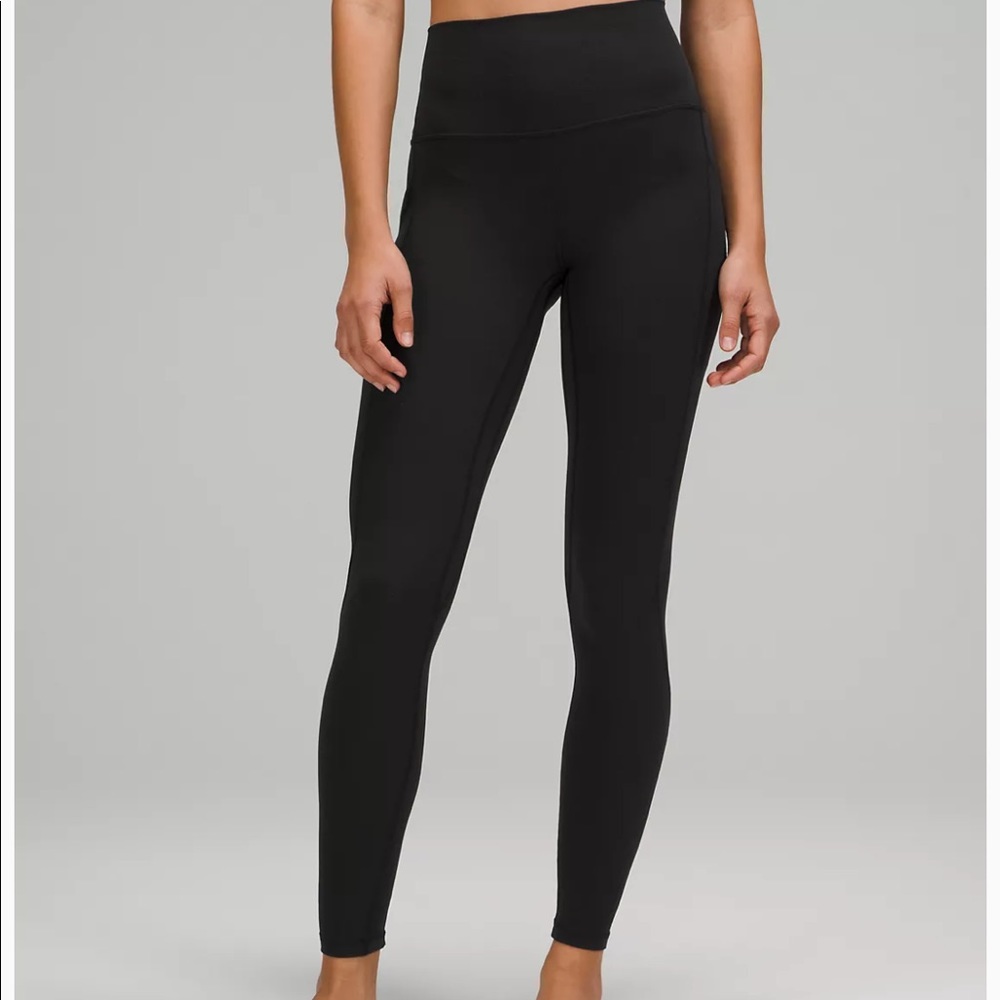 Lululemon Align HR Leggings with Pockets 28”